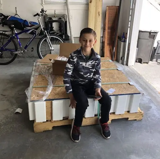 Przydomowe lodowisko syntetyczne