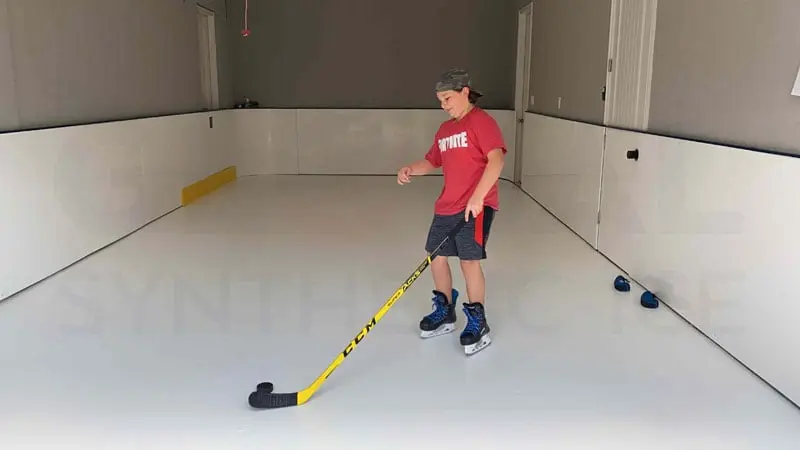 Przydomowe lodowisko syntetyczne